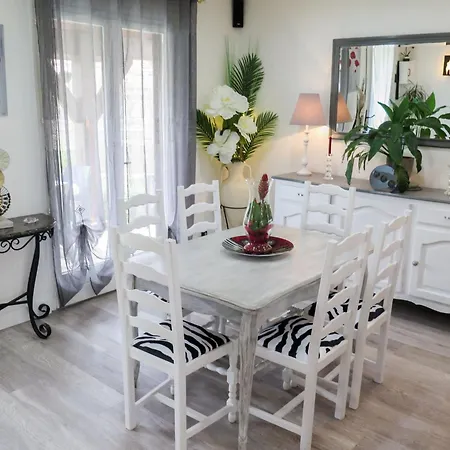 Les Camelias By Interhome * Labenne